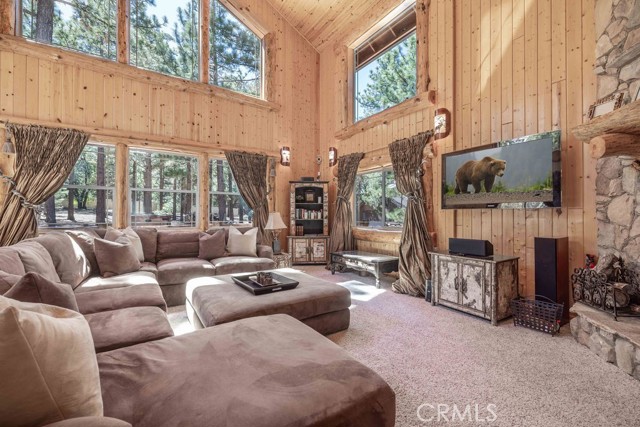 625 Cedar Glen Drive, Big Bear City CA: https://media.crmls.org/medias/f451a14b-954a-45ac-be94-4fc9897501cc.jpg