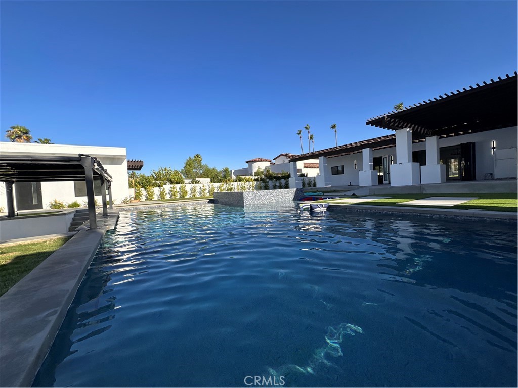 MLS #CV26133472 image #4