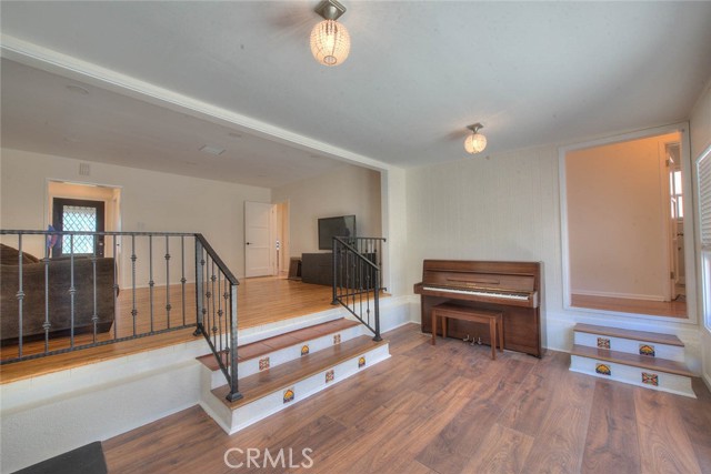 Detail Gallery Image 10 of 36 For 4746 Obispo Ave, Lakewood,  CA 90712 - 4 Beds | 2 Baths