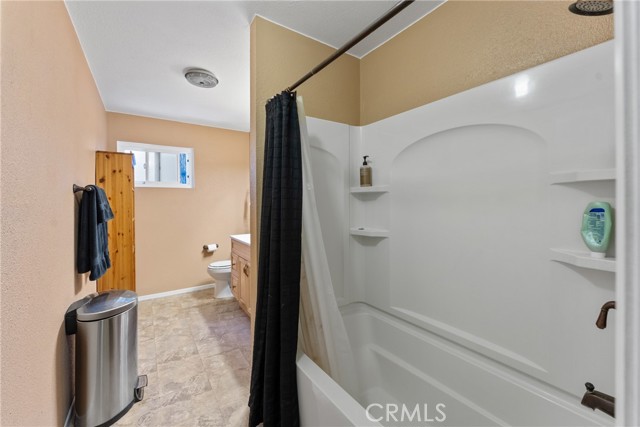 Detail Gallery Image 17 of 30 For 810 Arosa Dr, Crestline,  CA 92325 - 4 Beds | 2 Baths