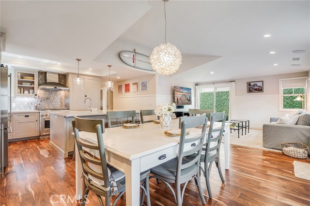 2002 Robinson Street, Redondo Beach, California 90278, 3 Bedrooms Bedrooms, ,2 BathroomsBathrooms,Residential,Sold,Robinson,PV21181666