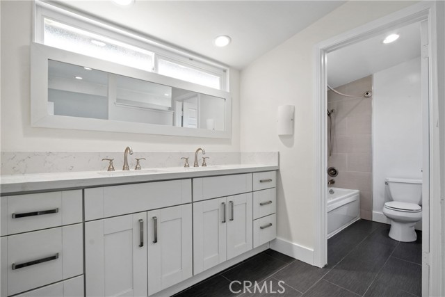 Detail Gallery Image 23 of 27 For 14822 Foxcroft Rd, Tustin,  CA 92780 - 3 Beds | 2/1 Baths