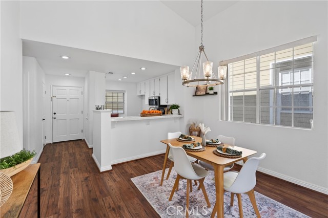 Detail Gallery Image 12 of 43 For 3740 S Bear, Santa Ana,  CA 92704 - 2 Beds | 2 Baths