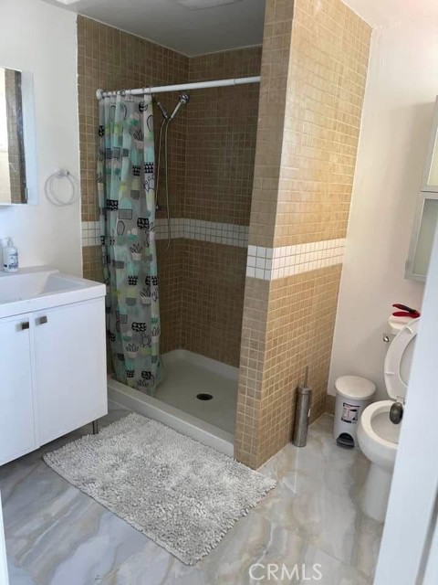 Detail Gallery Image 14 of 24 For 5302 Clark, Westminster,  CA 92683 - 5 Beds | 4 Baths