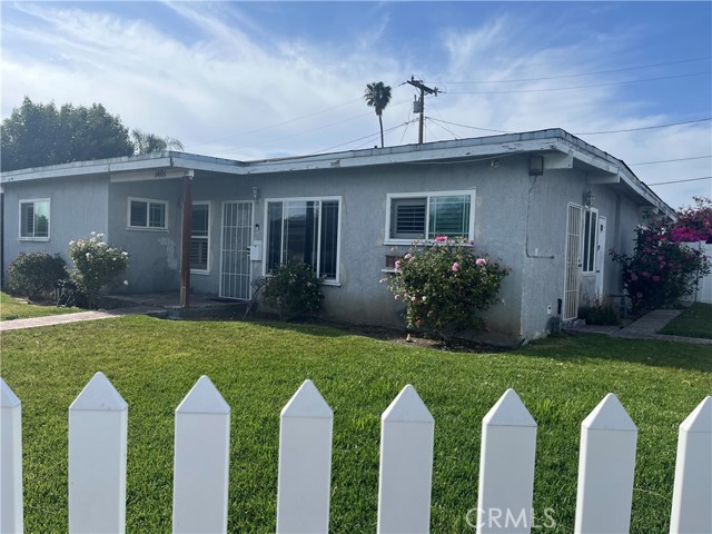 1401 W 165th Street, Compton CA: https://media.crmls.org/medias/f4550826-ed92-4e1d-858c-5a5d600c27b7.jpg