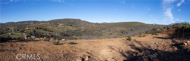 21541 Yankee Valley Road, Hidden Valley Lake CA: https://media.crmls.org/medias/f4555f25-2ba2-42f3-81c8-7c7a938ab0b6.jpg