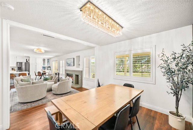 32211 Camino Nunez, Temecula CA: https://media.crmls.org/medias/f45650c6-ddd1-45be-a47a-283187cdd874.jpg
