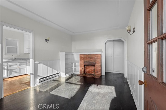 3216 Highland Avenue, Manhattan Beach CA: https://media.crmls.org/medias/f4566054-a787-47db-9613-4fa9a2580f84.jpg