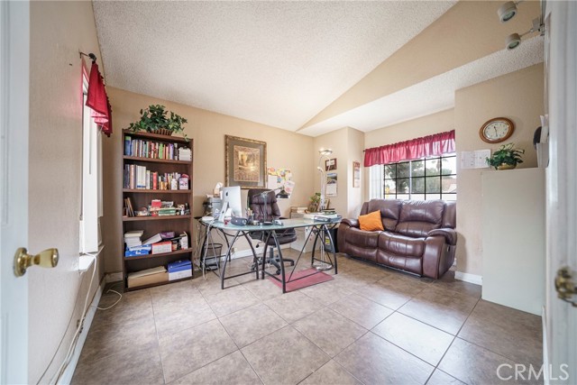 Detail Gallery Image 15 of 28 For 23540 Swan St, Moreno Valley,  CA 92557 - 4 Beds | 2 Baths