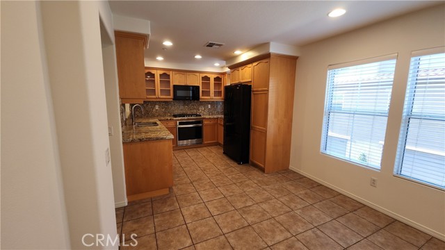 Detail Gallery Image 14 of 41 For 92 Chula, Irvine,  CA 92602 - 2 Beds | 2/1 Baths