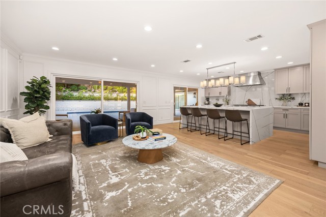 Detail Gallery Image 21 of 71 For 321 Wonderview Dr, Glendale,  CA 91202 - 4 Beds | 3 Baths