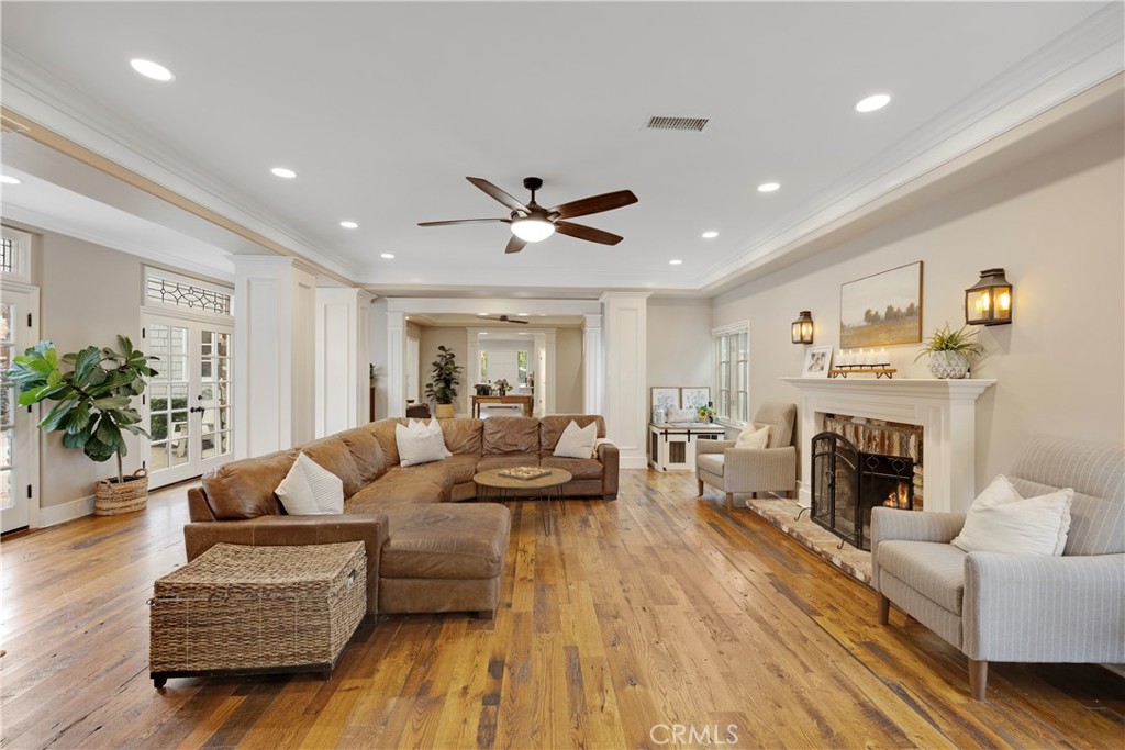 F45816ba C3f8 4010 84f3 Ff049e30a80d