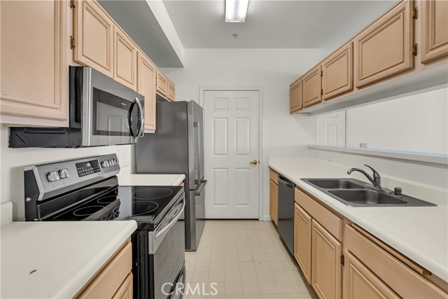 Detail Gallery Image 11 of 34 For 375 Central Ave #173,  Riverside,  CA 92507 - 2 Beds | 2 Baths