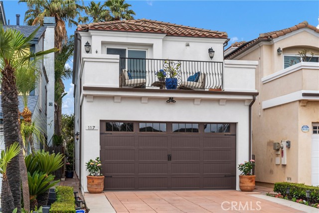 117 Alabama Street, Huntington Beach CA: https://media.crmls.org/medias/f4593716-bc5d-46a8-bd2e-498391813a9a.jpg