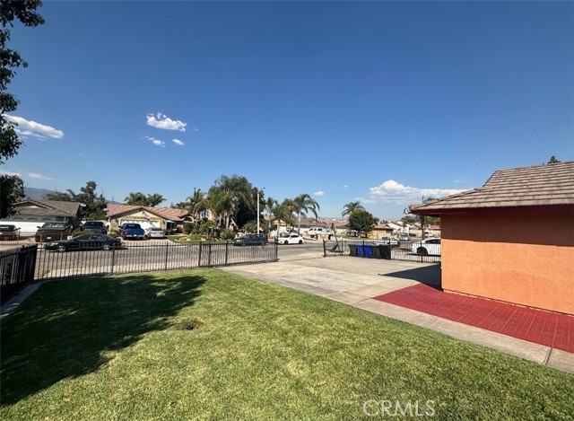 Detail Gallery Image 3 of 21 For 14955 Manzanita Dr, Fontana,  CA 92335 - 3 Beds | 2 Baths