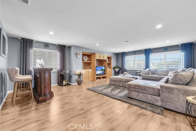Detail Gallery Image 23 of 47 For 7154 Ohio River Dr, Corona,  CA 91752 - 5 Beds | 4 Baths