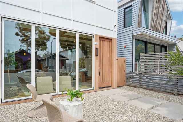 Image 62 of 66 For 647 Navy Street