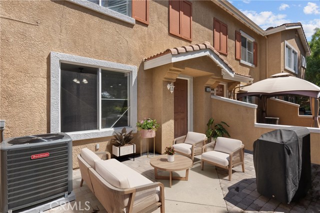 25405 Quail Creek Court Saugus, California Introducing an incredible townhome nestled in Santa Clarita's sought-after Circle J Ranch Oak Lane community. This gem boasts 3 spacious bedrooms and 2.5 baths, offering comfort and convenience for modern living. Step inside, and you'll find an open layout that effortlessly connects the living room to the kitchen, creating a cozy space for everyday living. Tall ceilings adorned with LED recessed lighting add a touch of modernity. The kitchen is a standout with its sleek granite countertops, brand new stainless steel range and microwave and a practical breakfast bar. Downstairs, there's a handy powder room for guests, ensuring everyone's comfort. Freshly painted from top to bottom, this home offers a clean and inviting canvas ready for your personal touch. But that's not all - you'll relish the comfort of a brand-new 3-ton HVAC system, installed just last month. Say goodbye to worries about climate control and welcome a home that's both stylish and energy-efficient. Upstairs, you'll discover roomy guest bedrooms and a well-sized guest bathroom. The landing area provides a built-in desk with storage, perfect for work or organization. The master suite is a highlight, featuring dual sinks, a relaxing soaking tub, and a generous walk-in closet - your personal haven. A charming front patio with pavers sets the stage for outdoor gatherings. For parking convenience, there's an attached 2-car garage just off the kitchen. This gated community offers a fantastic pool, spa, lounge area, and convenient bathrooms. Plus, you'll be close to shops, eateries, the Town Center Mall, Downtown Newhall, the Metrolink Station and top-notch schools. Commuters will appreciate the quick access to the 5 and 14 freeways. Don't miss out on this fantastic townhome. Discover the perfect blend of convenience and comfort in this modern gem. Don't wait, as opportunities like this don't come often. Make it yours today!