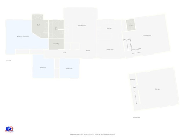 Detail Gallery Image 2 of 28 For 22951 Lassen Dr, Canyon Lake,  CA 92587 - 3 Beds | 2/1 Baths