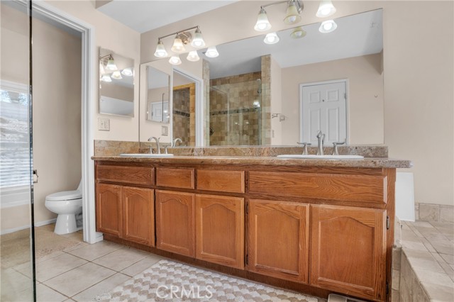 37581 Oak Mesa Drive, Yucaipa CA: https://media.crmls.org/medias/f45df2dc-3b2d-40e8-8019-a0aa6c96a9f7.jpg