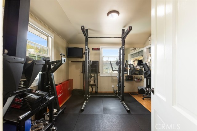 Detail Gallery Image 68 of 70 For 4225 Myrtle Ave, Long Beach,  CA 90807 - 5 Beds | 3/1 Baths
