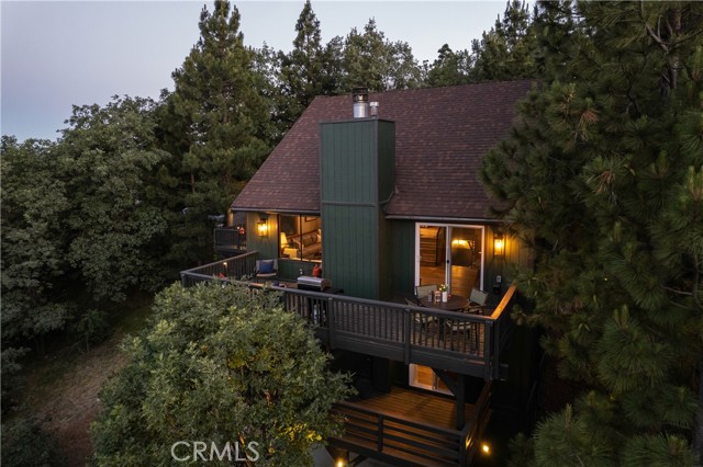 Detail Gallery Image 3 of 29 For 27805 Polar Dr, Lake Arrowhead,  CA 92352 - 3 Beds | 2 Baths