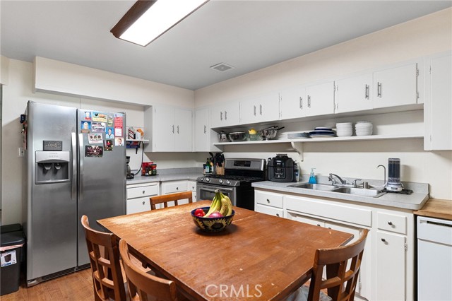 2115 Algonkin Avenue, Chico CA: https://media.crmls.org/medias/f45ff687-67f5-4758-9ff8-966c2df1952e.jpg