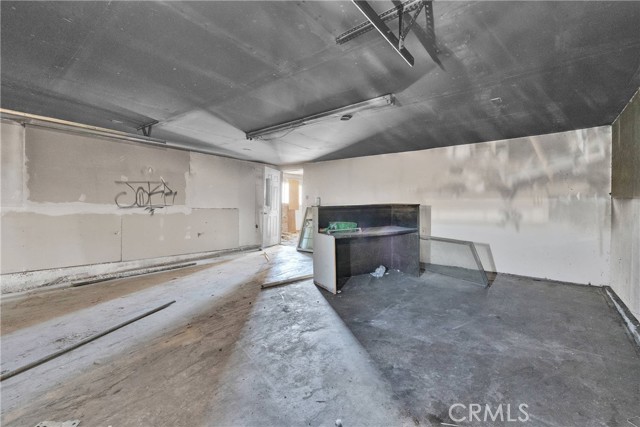 9777 Tamarisk Avenue, Hesperia, California 92345, ,Commercial Sale,For Sale,9777 Tamarisk Avenue,CRHD25111922