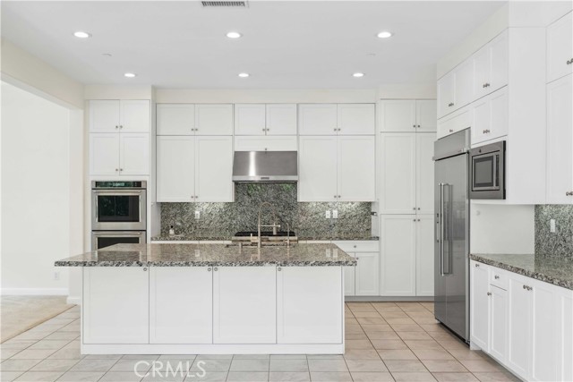 Detail Gallery Image 8 of 66 For 188 Pinnacle Dr, Lake Forest,  CA 92630 - 5 Beds | 4 Baths
