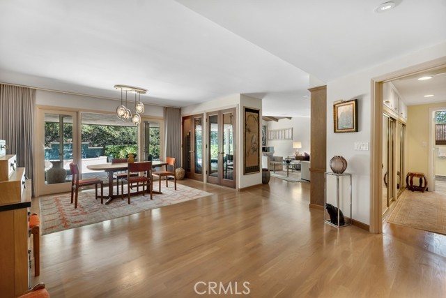 Detail Gallery Image 11 of 67 For 16700 Bosque Dr, Encino,  CA 91436 - 3 Beds | 2/1 Baths