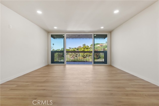 Detail Gallery Image 4 of 52 For 6542 Ocean Crest Dr #D204,  Rancho Palos Verdes,  CA 90275 - 1 Beds | 1 Baths
