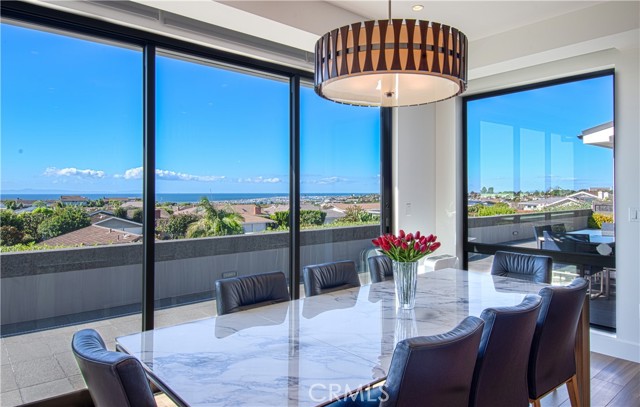 Detail Gallery Image 24 of 39 For 1301 Outrigger Dr, Corona Del Mar,  CA 92625 - 4 Beds | 3/1 Baths