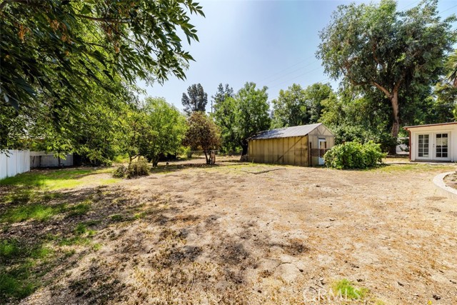 5800 Winnetka Avenue, Woodland Hills CA: https://media.crmls.org/medias/f46147c6-3de2-408e-9cc7-83a8bf05c6a4.jpg