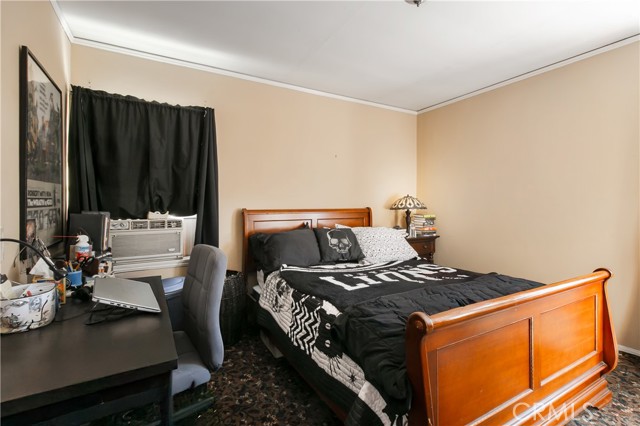 Detail Gallery Image 8 of 28 For 1329 -1331 N Screenland Dr #1329-1331,  Burbank,  CA 91505 - 4 Beds | 2 Baths