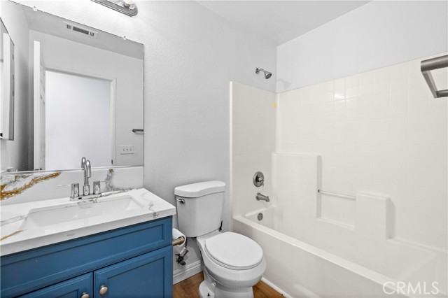 Detail Gallery Image 12 of 26 For 555 Koufax Dr, Lancaster,  CA 93535 - 3 Beds | 2 Baths