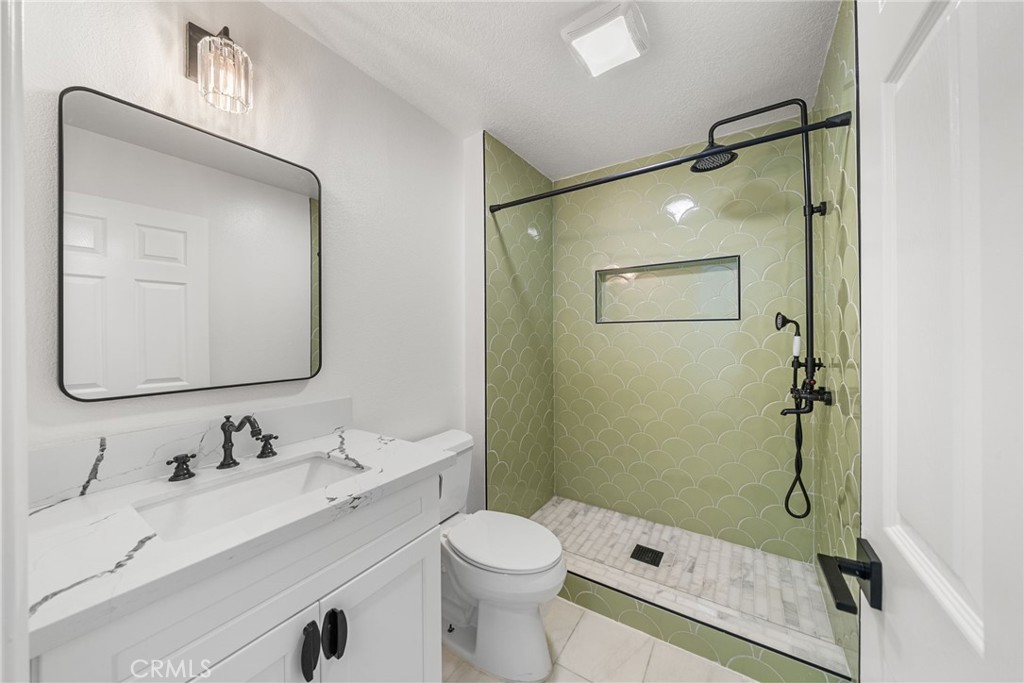 MLS #OC25258182 image #16