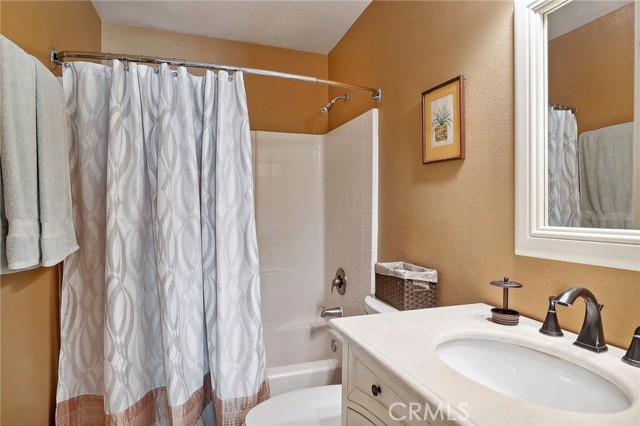 Detail Gallery Image 18 of 31 For 1899 Jamaica Way, Vista,  CA 92081 - 3 Beds | 2/1 Baths