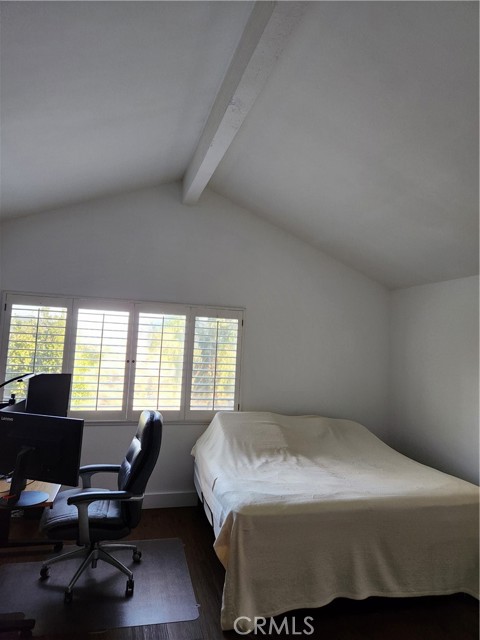 Detail Gallery Image 15 of 32 For 28030 Wildwind Rd, Canyon Country,  CA 91351 - 4 Beds | 3 Baths