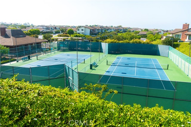 Detail Gallery Image 29 of 33 For 11 Skysail Dr, Corona Del Mar,  CA 92625 - 2 Beds | 2/1 Baths