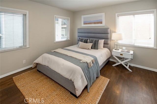 212 41st Street, Manhattan Beach, California 90266, 3 Bedrooms Bedrooms, ,1 BathroomBathrooms,Residential,Sold,41st Street,SB22068683