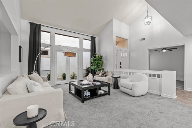 Detail Gallery Image 5 of 15 For 58 via Candelaria, Trabuco Canyon,  CA 92679 - 4 Beds | 3 Baths