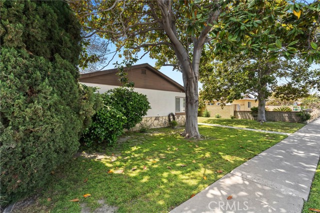 8252 McFadden Avenue, Midway City CA: https://media.crmls.org/medias/f465fff6-bd85-4a22-9bb7-be90784fdfa2.jpg
