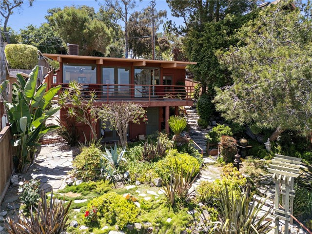 28751 Top Of The World, Laguna Beach CA: https://media.crmls.org/medias/f466418d-1149-4b95-8994-853266efdd0a.jpg