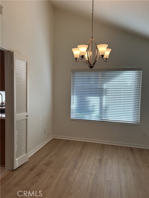 Detail Gallery Image 4 of 20 For 2126 E Deer Springs Ln, Brea,  CA 92821 - 3 Beds | 2/1 Baths