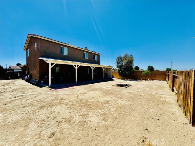 10506 Lee Avenue, Adelanto CA: https://media.crmls.org/medias/f4686b49-6438-4c5a-9357-0f5e874bcd95.jpg