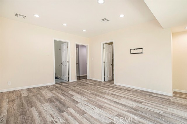 10019 Norwich Avenue, Mission Hills (San Fernando) CA: https://media.crmls.org/medias/f469230e-2f21-48d3-a364-03f3084746e2.jpg