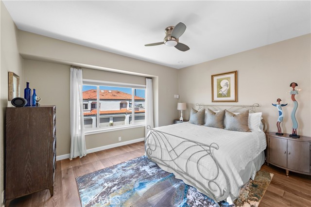 65 Centre Court, Dana Point CA: https://media.crmls.org/medias/f469c73b-6301-4789-a057-95dcbe617a1a.jpg