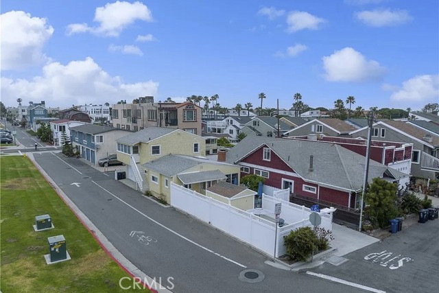 17125 4th Street, Sunset Beach, California 90742, ,Residential Income,For Sale,17125 4th Street,CRPW24034979