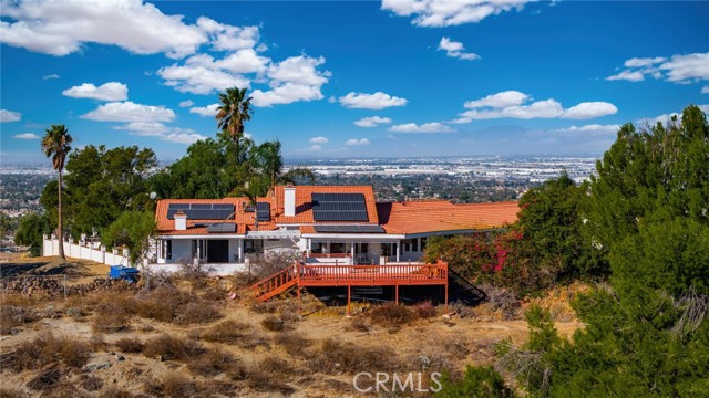 Detail Gallery Image 9 of 56 For 5850 Baldwin Ave, Jurupa Valley,  CA 92509 - 3 Beds | 2/1 Baths