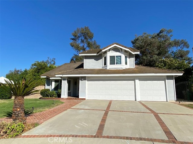 Detail Gallery Image 1 of 27 For 1353 Crestmont Dr, Diamond Bar,  CA 91765 - 4 Beds | 2/1 Baths